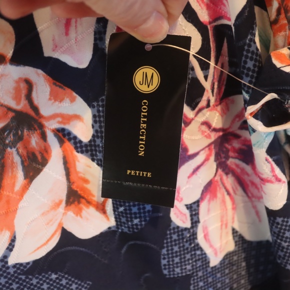 JM COLLECTION NWT Petite Short Sleeve Printed Top  PL - Picture 2 of 9